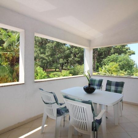 Apartment In Porec/Istrien 10214 Exterior photo