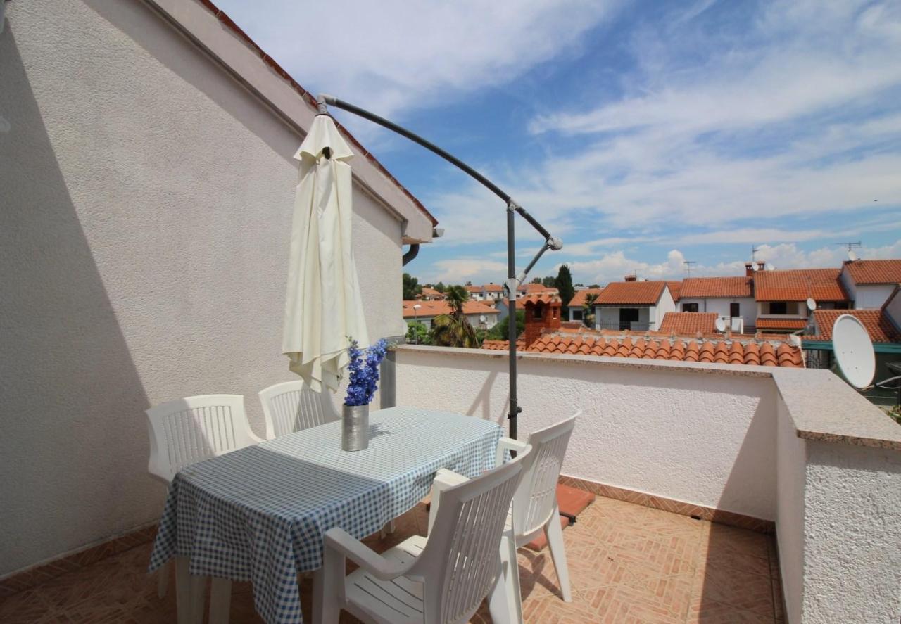 Apartment In Porec/Istrien 10214 Exterior photo